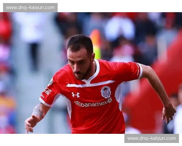 红色地狱与纯粹信仰的碰撞:托卢卡vs瓜达拉哈拉,墨西哥足球的巅峰剧本 红色地狱与纯粹信仰的碰撞:托卢卡vs瓜达拉哈拉,墨西哥足球的巅峰剧本